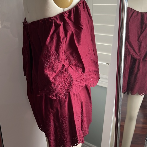 H&M Burgundy Strapless Scallop Embroidered Romper Size 12 - Picture 9 of 12